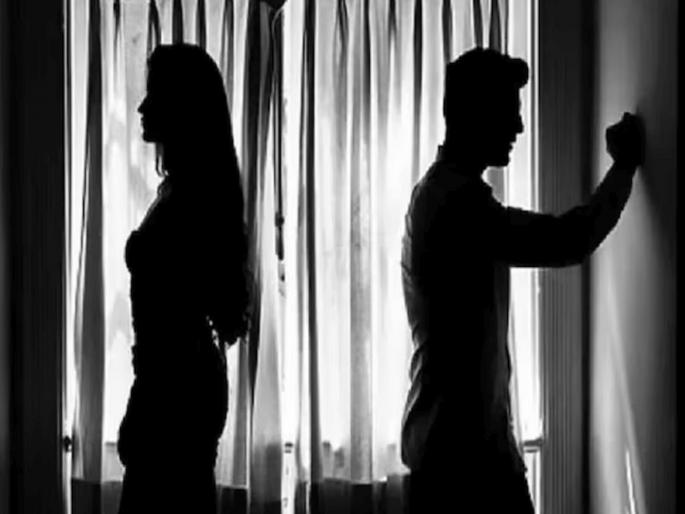 Wife is a software engineer in a big company; husband is unemployed, suspects her of having an affair and... | पत्नी बड्या कंपनीत सॉफ्टवेअर इंजिनिअर; हा बेरोजगार झालेला, तिचे अफेअर असल्याचा संशय अन्... Wife is a software engineer in a big company; husband is unemployed, suspects her of having an affair and... | पत्नी बड्या कंपनीत सॉफ्टवेअर इंजिनिअर; हा बेरोजगार झालेला, तिचे अफेअर असल्याचा संशय अन्...