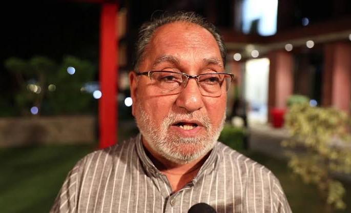 Must accompany Shiv Sena; Eat Hussein Dalwai's letter to Sonia Gandhi | शिवसेनेसोबत गेले पाहिजे; खा. हुसेन दलवाई यांचे सोनिया गांधींना पत्र Must accompany Shiv Sena; Eat Hussein Dalwai's letter to Sonia Gandhi | शिवसेनेसोबत गेले पाहिजे; खा. हुसेन दलवाई यांचे सोनिया गांधींना पत्र