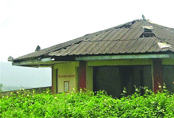  98 lakhs funds for beautification of Martyr memorials, success of Senna MLA Manohar Bhoir | हुतात्मा स्मारकांच्या सुशोभीकरणासाठी ८९ लाखांचा निधी, सेनेचे आमदार मनोहर भोईर यांच्या प्रयत्नांना अखेर यश