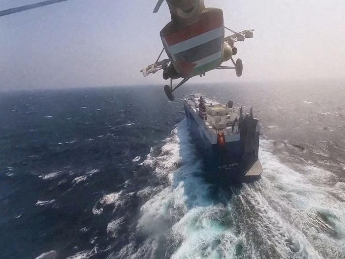 Red Alert in Red Sea, Alarm Bell for India; Attacks on Houthi rebels continue | लाल समुद्रातील रेड अलर्ट, भारतासाठी धोक्याची घंटा;  हुती बंडखोरांवर हल्ले सुरू