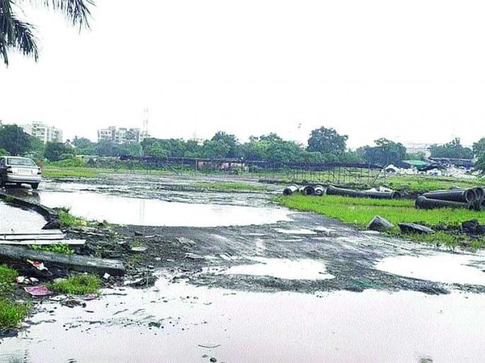 Fullmarket paper only in Kambalapada | खंबाळपाड्यातील फुलमार्केट कागदावरच Fullmarket paper only in Kambalapada | खंबाळपाड्यातील फुलमार्केट कागदावरच