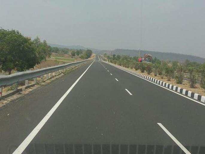 The 5-kilometer four-lane road from Bale to Hattur is transformed ... | POSITIVE 2020; बाळे ते हत्तूर बाह्यवळणाचा २१ किलोमीटरचा चारपदरी रस्ता बनतो चकाचक...