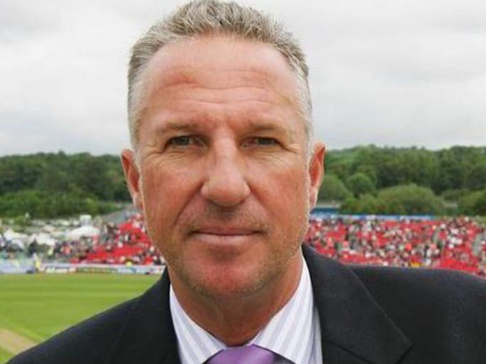Ian Botham defends Adil Rashid McColl Vonche criticism is ridiculous | इयान बोथम यांनी केला आदिल राशिदचा बचाव; माकेल वॉनची टीका हास्यास्पद