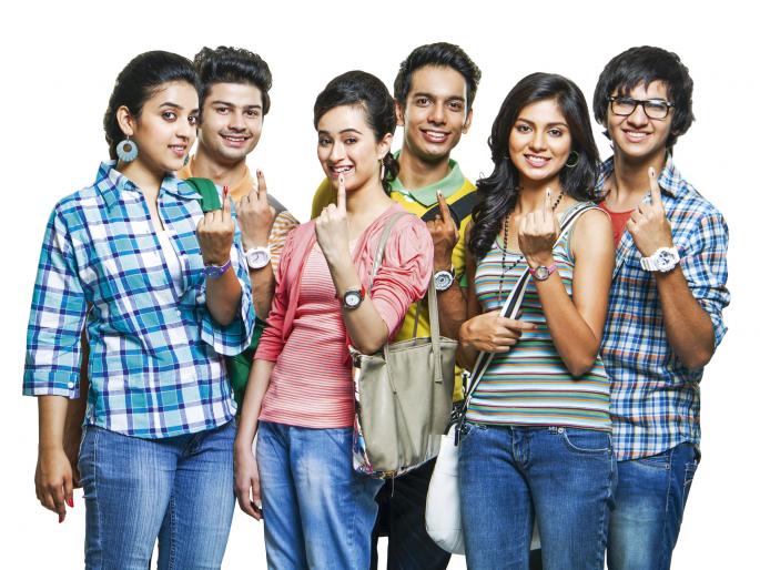 Student-elections-in-Maharashtra - from next year. | आता कॉलेजात रंगणार इलेक्शनचा ‘प्रॅक्टिकल थरार’ Student-elections-in-Maharashtra - from next year. | आता कॉलेजात रंगणार इलेक्शनचा ‘प्रॅक्टिकल थरार’
