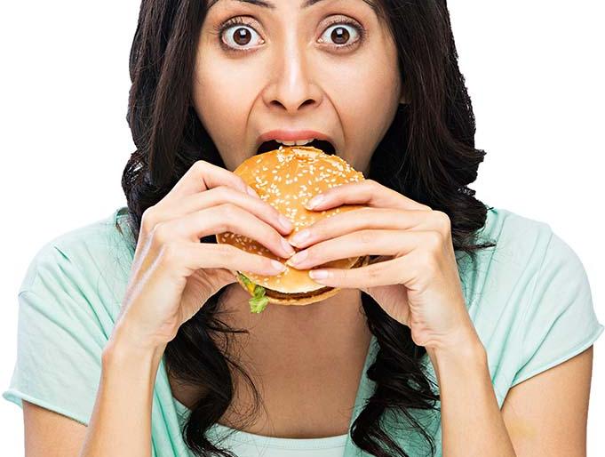 eating junk food? its dangerous for your ears & eyes. | JUNK खाताय? डोळे जातील, कान बधीर होतील, सावधान! eating junk food? its dangerous for your ears & eyes. | JUNK खाताय? डोळे जातील, कान बधीर होतील, सावधान!