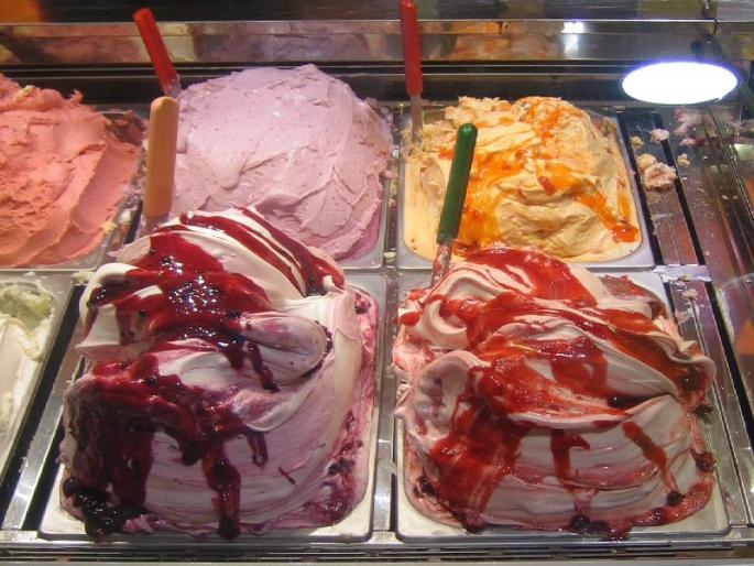 Non-dissolving ice cream | जपानमधील कानाझावा विद्यापीठातील वैज्ञानिकांनी शोधलं न विरघळणारे आईस्क्रीम  Non-dissolving ice cream | जपानमधील कानाझावा विद्यापीठातील वैज्ञानिकांनी शोधलं न विरघळणारे आईस्क्रीम