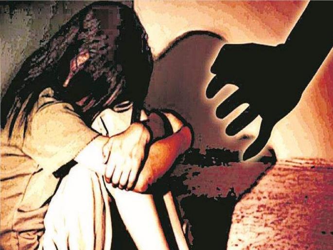 The girl was taken on a bike as she was leaving for college, and sexually assaulted in Ichalkaranji Kolhapur District | Kolhapur: मुलीला कॉलेजला सोडतो म्हणून दुचाकीवरुन नेले, अन् लैंगिक शोषण केले; एकास अटक 