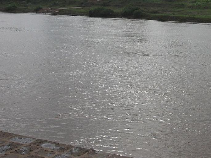 No access to Panchganga river ghat in Ichalkaranji | इचलकरंजीतील पंचगंगा नदी घाटावर प्रवेश बंदी No access to Panchganga river ghat in Ichalkaranji | इचलकरंजीतील पंचगंगा नदी घाटावर प्रवेश बंदी