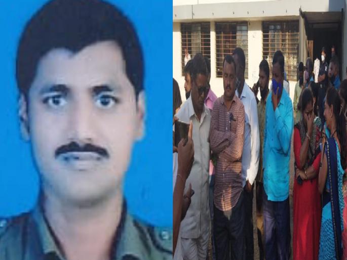 Ichalkaranji ST employee dies of heart attack | ST Strike : इचलकरंजीत एस.टी.कर्मचाऱ्याचा हृदयविकाराने मृत्यू, कर्मचारी संतप्त