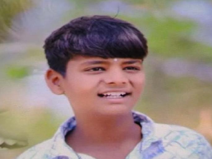 Son ends life after father gets angry over him skipping school in Ichalkaranji kolhapur | Kolhapur: शाळा चुकवत असल्याने वडिलांनी रागविले, मुलाने गळफास घेत जीवन संपविले Son ends life after father gets angry over him skipping school in Ichalkaranji kolhapur | Kolhapur: शाळा चुकवत असल्याने वडिलांनी रागविले, मुलाने गळफास घेत जीवन संपविले