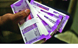Disruptive powermaker due to volatility | अस्थिरतेमुळे यंत्रमागधारक मेटाकुटीला Disruptive powermaker due to volatility | अस्थिरतेमुळे यंत्रमागधारक मेटाकुटीला