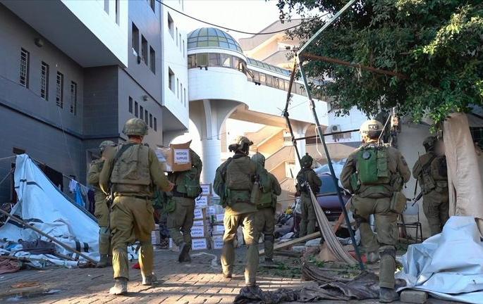 israel hamas war palestine conflict idf claims weapons found in gaza al shifa hospital that prove it was unequivocally used for terror | अल शिफा हॉस्पिटलच्या MRI विभागात हमासचे ऑपरेशन कमांड सेंटर; इस्रायलने दिले पुरावे israel hamas war palestine conflict idf claims weapons found in gaza al shifa hospital that prove it was unequivocally used for terror | अल शिफा हॉस्पिटलच्या MRI विभागात हमासचे ऑपरेशन कमांड सेंटर; इस्रायलने दिले पुरावे