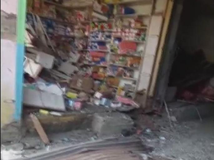 Lost in Kashmir - IED blast was created by terrorists in Sopore, four police martyrs | काश्मीर खो-यात सोपोरमध्ये दहशतवाद्यांनी घडवला IED स्फोट, चार पोलीस शहीद Lost in Kashmir - IED blast was created by terrorists in Sopore, four police martyrs | काश्मीर खो-यात सोपोरमध्ये दहशतवाद्यांनी घडवला IED स्फोट, चार पोलीस शहीद
