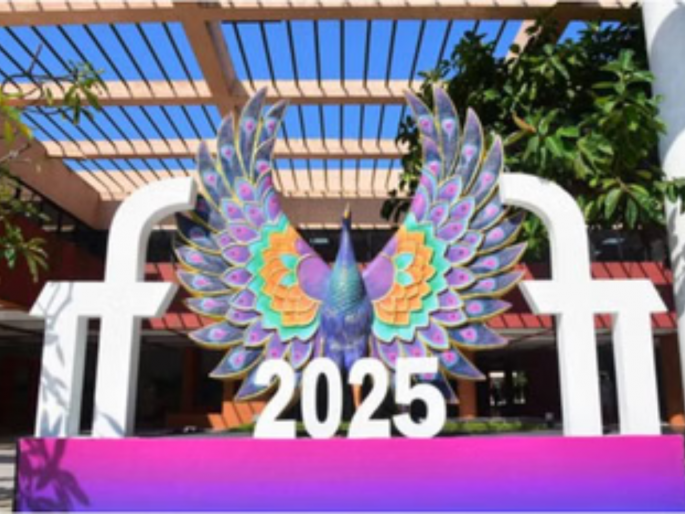 IFFI 2025 To Open With A Historic Grand Parade | लेख: ‘इफ्फी’- सिनेमा बॅकसीटला जाऊ नये म्हणून... IFFI 2025 To Open With A Historic Grand Parade | लेख: ‘इफ्फी’- सिनेमा बॅकसीटला जाऊ नये म्हणून...