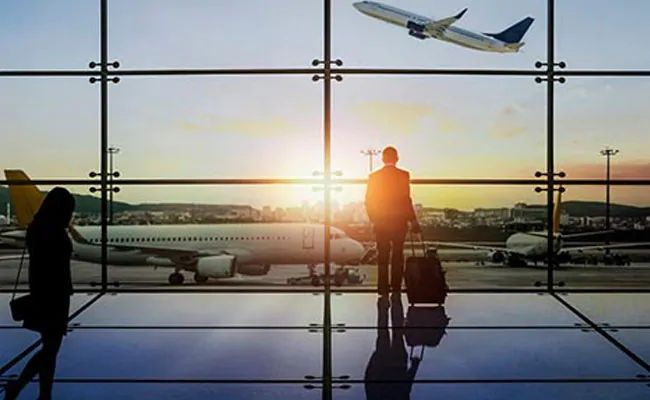 foreign returns will have to pay income tax return | विदेशवारी करणाऱ्यांना भरावा लागेल आयकर रिटर्न foreign returns will have to pay income tax return | विदेशवारी करणाऱ्यांना भरावा लागेल आयकर रिटर्न