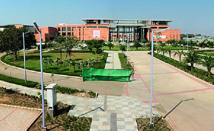 the number of girl students in IIM-Nagpur admission is Six times high | ‘आयआयएम-नागपूर’च्या प्रवेशात विद्यार्थिनींची सहा पटींनी झेप the number of girl students in IIM-Nagpur admission is Six times high | ‘आयआयएम-नागपूर’च्या प्रवेशात विद्यार्थिनींची सहा पटींनी झेप