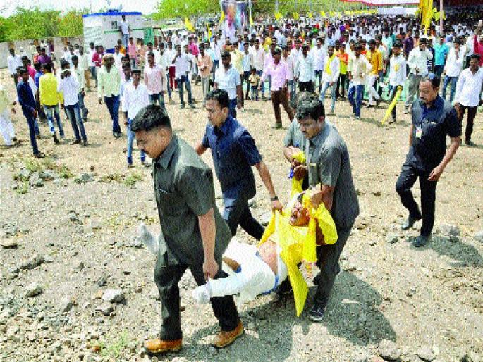 Chauddette Dhanagara reservation confusion | चौंडीत धनगर आरक्षणावरून गोंधळ Chauddette Dhanagara reservation confusion | चौंडीत धनगर आरक्षणावरून गोंधळ