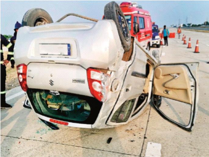 We drive a vehicle on the road, not a weapon! | आपण रस्त्यावर वाहन चालवतो, शस्त्र नव्हे! We drive a vehicle on the road, not a weapon! | आपण रस्त्यावर वाहन चालवतो, शस्त्र नव्हे!