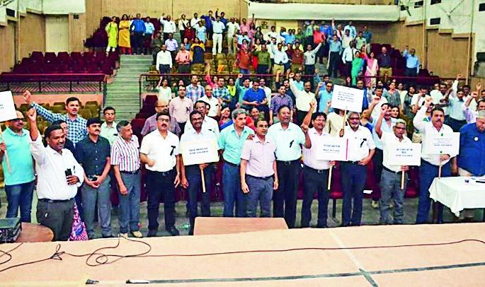 Due to private doctor's strike in nagpur patients service got affected | नागपुरातील खासगी डॉक्टरांच्या संपाचा रुग्णांना फटका Due to private doctor's strike in nagpur patients service got affected | नागपुरातील खासगी डॉक्टरांच्या संपाचा रुग्णांना फटका