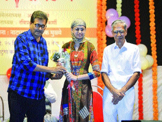 The authors are educated by the writers | लेखकांच्या लेखनातून संपादक शिकत जातो The authors are educated by the writers | लेखकांच्या लेखनातून संपादक शिकत जातो