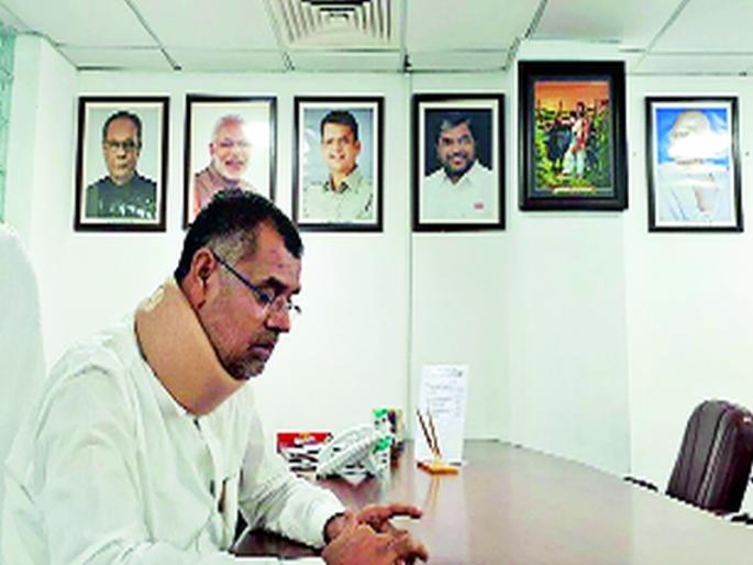 Will the Raita revolution in the state of the mud, sitting on the sixth floor of the Ministry, give the prices of the farmers a slump? | राजकीय चिखलात रयत क्रांती, मंत्रालयाच्या सहाव्या मजल्यावर बसून शेतक-यांच्या घामाला दाम देणार का? Will the Raita revolution in the state of the mud, sitting on the sixth floor of the Ministry, give the prices of the farmers a slump? | राजकीय चिखलात रयत क्रांती, मंत्रालयाच्या सहाव्या मजल्यावर बसून शेतक-यांच्या घामाला दाम देणार का?