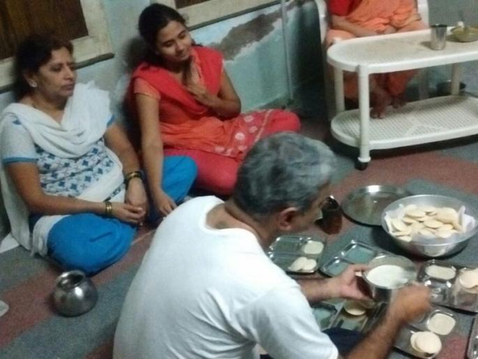 The Samajwadi Party of Ahmednagar, the Samvatya Samvatya | अहमदनगरच्या कुलकर्णी बंधूंचा समतेचा,स्त्री दाक्षिण्याचा पाडवा The Samajwadi Party of Ahmednagar, the Samvatya Samvatya | अहमदनगरच्या कुलकर्णी बंधूंचा समतेचा,स्त्री दाक्षिण्याचा पाडवा