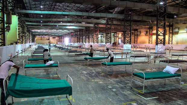 Coronavirus: Increasing opposition to quarantine centers in Goa; The villagers started doing majjav | Coronavirus: गोव्यात क्वारंटाइन केंद्रांना गावागावात वाढता विरोध; ग्रामस्थ करु लागले मज्जाव Coronavirus: Increasing opposition to quarantine centers in Goa; The villagers started doing majjav | Coronavirus: गोव्यात क्वारंटाइन केंद्रांना गावागावात वाढता विरोध; ग्रामस्थ करु लागले मज्जाव