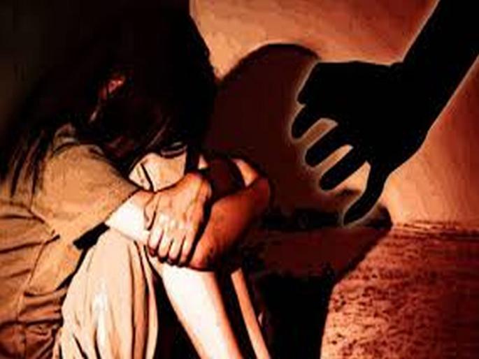 Three-year-old girl raped and murdered near Pune station | विकृतीचा कळस! फुटपाथवर झोपलेल्या तीन वर्षांच्या चिमुरडीवर अत्याचार करून हत्या Three-year-old girl raped and murdered near Pune station | विकृतीचा कळस! फुटपाथवर झोपलेल्या तीन वर्षांच्या चिमुरडीवर अत्याचार करून हत्या