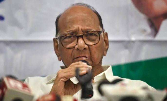 politics: Sharad pawar play polotics | पवारांना निर्दोषत्व सिद्ध करण्याची घाई की आणखी काही? politics: Sharad pawar play polotics | पवारांना निर्दोषत्व सिद्ध करण्याची घाई की आणखी काही?