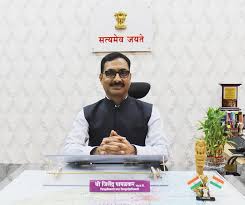 Lockdown : essential supplies will permanently - Collector | लॉकडाउन'मध्ये जीवनावश्यक वस्तूंचा पुरवठा कायमस्वरुपी सुरळीत राहील - जिल्हाधिकारी