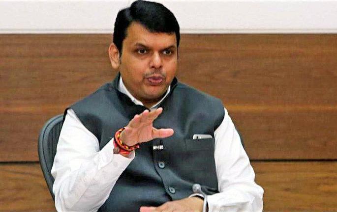 Crimes against Shelar as they speak against Shiv Sena; Devendra Fadanavis | शिवसेनेविरोधात बोलतात म्हणून शेलारांविरोधात गुन्हा; देवेंद्र फडणवीसांची शंका Crimes against Shelar as they speak against Shiv Sena; Devendra Fadanavis | शिवसेनेविरोधात बोलतात म्हणून शेलारांविरोधात गुन्हा; देवेंद्र फडणवीसांची शंका