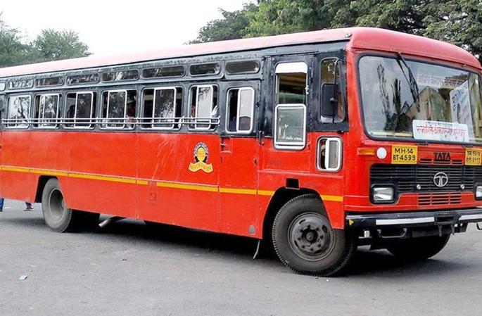 ST paid Rs 15 lakh for the job worth rs 18,000 | ‘एसटी’ने १८ हजारांच्या कामासाठी मोजले १५ लाख 