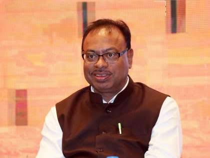 BJP Maharashtra Chief Chandrashekhar Bawankule explains about Lok Sabha Elections 2024 candidatures in Mahayuti | महायुतीतील घटक पक्ष ज्यांच्या जागा तेच लढविणार- चंद्रशेखर बावनकुळे BJP Maharashtra Chief Chandrashekhar Bawankule explains about Lok Sabha Elections 2024 candidatures in Mahayuti | महायुतीतील घटक पक्ष ज्यांच्या जागा तेच लढविणार- चंद्रशेखर बावनकुळे