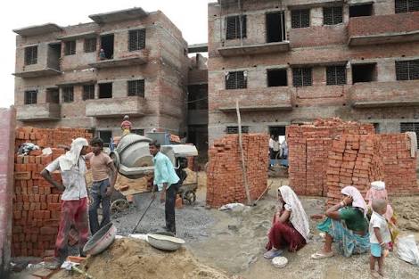 Houses outside Solapur city are very cheap; Investment Opportunity for Second Home | सोलापूर शहराबाहेरील घरं अत्यंत स्वस्तात; सेकंड होम साठी गुंतवणुकीची संधी Houses outside Solapur city are very cheap; Investment Opportunity for Second Home | सोलापूर शहराबाहेरील घरं अत्यंत स्वस्तात; सेकंड होम साठी गुंतवणुकीची संधी