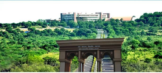 Final year exams postponed immediately; A new schedule will be announced soon | अंतिम वर्षाच्या परीक्षा तूर्त पुढे ढकलल्या ; लवकरच जाहीर होईल नवीन वेळापत्रक Final year exams postponed immediately; A new schedule will be announced soon | अंतिम वर्षाच्या परीक्षा तूर्त पुढे ढकलल्या ; लवकरच जाहीर होईल नवीन वेळापत्रक