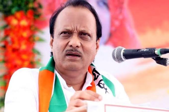 If you do not agree, everyone should resign; Ajit Pawar is angry | तुमच्यात एकमत होणार नसेल तर सर्वांनी राजीनामे द्या; अजित पवार संतापले If you do not agree, everyone should resign; Ajit Pawar is angry | तुमच्यात एकमत होणार नसेल तर सर्वांनी राजीनामे द्या; अजित पवार संतापले