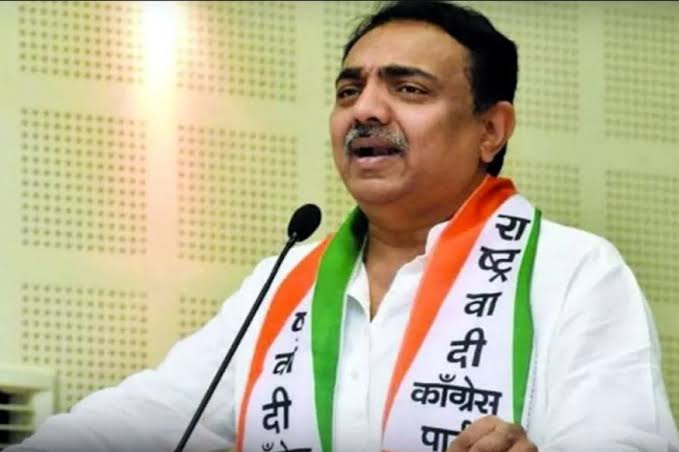 'Recently who left NCP were calls me'; Jayant Patil reveals, says ... | 'पक्ष सोडून भाजपात गेलेल्यांचे अलीकडे फोन येऊ लागलेत'; जयंत पाटलांनी केला खुलासा, म्हणाले... 'Recently who left NCP were calls me'; Jayant Patil reveals, says ... | 'पक्ष सोडून भाजपात गेलेल्यांचे अलीकडे फोन येऊ लागलेत'; जयंत पाटलांनी केला खुलासा, म्हणाले...