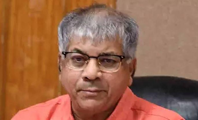 Ambedkar's 'vanchit' experiment breaks! | आंबेडकरांच्या ‘वंचित’ प्रयोगाला ‘ब्रेक’!