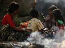 Coronavirus: World Bank forecast; 1 crore in India and 4.9 crore in the world? | Coronavirus: जागतिक बँकेचा अंदाज; भारतात १ कोटी तर जगभरात ४.९ कोटी लोक दारिद्र्याच्या खाईत? Coronavirus: World Bank forecast; 1 crore in India and 4.9 crore in the world? | Coronavirus: जागतिक बँकेचा अंदाज; भारतात १ कोटी तर जगभरात ४.९ कोटी लोक दारिद्र्याच्या खाईत?