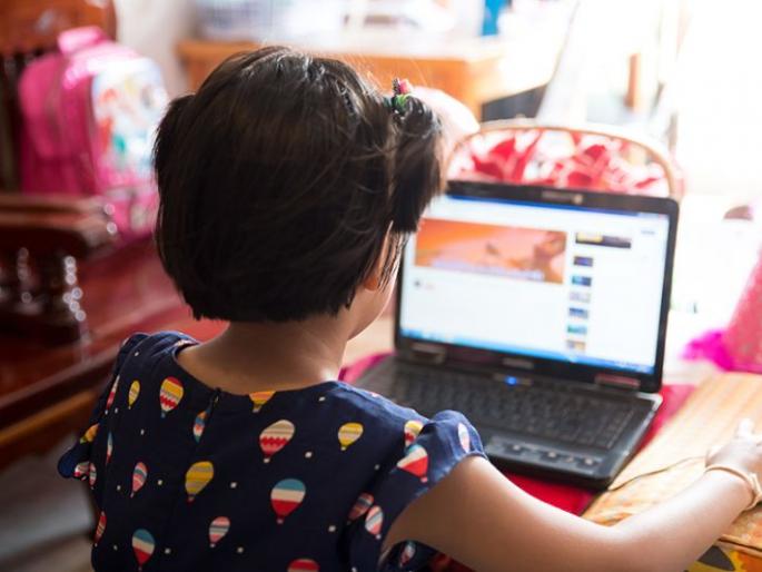 No online education system till 7th | सातवीपर्यंत ऑनलाईन शिक्षणप्रणाली नको; बजरंग दलातर्फे मागणी No online education system till 7th | सातवीपर्यंत ऑनलाईन शिक्षणप्रणाली नको; बजरंग दलातर्फे मागणी