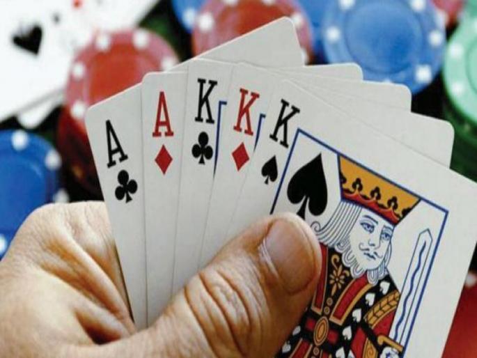 Raids on gambling dens within the limits of Chathushrungi police station; Property worth Rs 5 lakh confiscated | चतुःश्रृंगी पोलीस ठाण्याच्या हद्दीत जुगार अड्ड्यावर छापा; तब्बल ५ लाखांचा मुद्देमाल जप्त Raids on gambling dens within the limits of Chathushrungi police station; Property worth Rs 5 lakh confiscated | चतुःश्रृंगी पोलीस ठाण्याच्या हद्दीत जुगार अड्ड्यावर छापा; तब्बल ५ लाखांचा मुद्देमाल जप्त