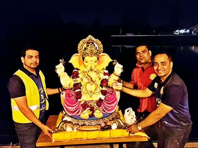 Bappa @ London: The authentic Maratha Mausoleum painted on the threshold of historic Thames | बाप्पा @ लंडन : ऐतिहासिक थेम्सच्या तीरावर रंगला अस्सल मराठमोळा सोहळा Bappa @ London: The authentic Maratha Mausoleum painted on the threshold of historic Thames | बाप्पा @ लंडन : ऐतिहासिक थेम्सच्या तीरावर रंगला अस्सल मराठमोळा सोहळा