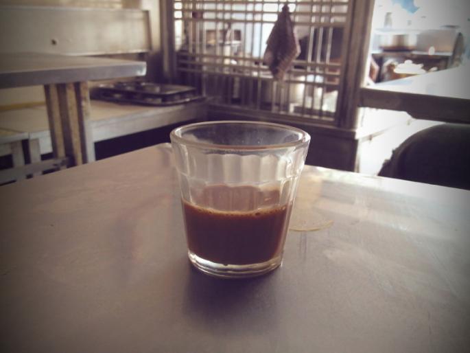 these are five famous tea stalls in pune | चहाप्रेमी पुणेकरांचे हे अाहेत अावडीचे पाच टी स्पाॅट