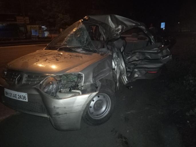 Nashik,car,tree,dash,three,killed | नाशिकमध्ये झाडावर कार आदळून तीन ठार तर दोन गंभीर जखमी Nashik,car,tree,dash,three,killed | नाशिकमध्ये झाडावर कार आदळून तीन ठार तर दोन गंभीर जखमी