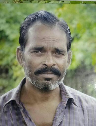 Rajura farm worker committed suicide! | राजुरा येथे गरिबीला कंटाळून शेतमजूराची आत्महत्या! Rajura farm worker committed suicide! | राजुरा येथे गरिबीला कंटाळून शेतमजूराची आत्महत्या!