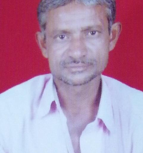 Farmer suicides by taking a slip in Shirasoli in Jalgaon taluka | जळगाव तालुक्यातील शिरसोली येथील कर्जबाजारी शेतक-याची आत्महत्या Farmer suicides by taking a slip in Shirasoli in Jalgaon taluka | जळगाव तालुक्यातील शिरसोली येथील कर्जबाजारी शेतक-याची आत्महत्या