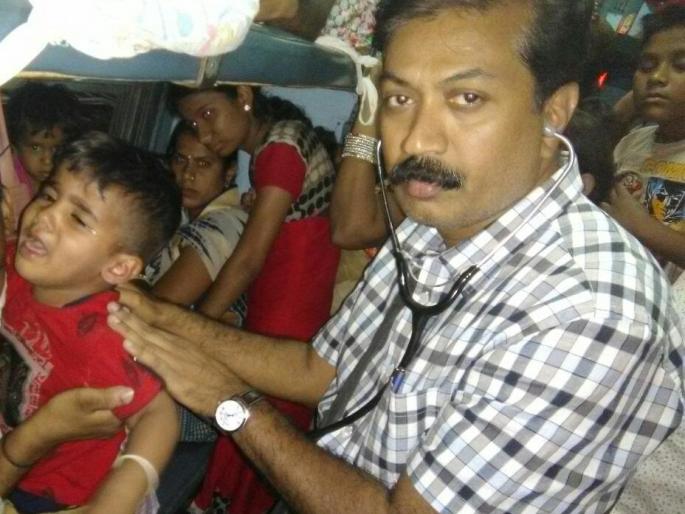 And 'those' tweezers super fast train stopped! | अन् ‘त्या’ चिमुकल्यासाठी सुपर फास्ट रेल्वे थांबली! And 'those' tweezers super fast train stopped! | अन् ‘त्या’ चिमुकल्यासाठी सुपर फास्ट रेल्वे थांबली!