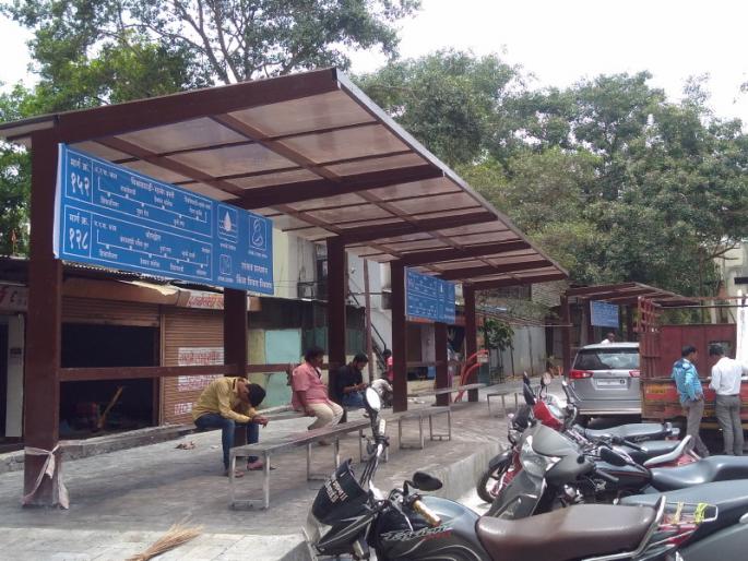 places of mnp bus stops has been changed | मनपा बसस्टाॅप्सची बदलली जागा places of mnp bus stops has been changed | मनपा बसस्टाॅप्सची बदलली जागा