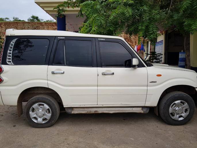 Before ransom in Parli, all four were seized; Parli rural police seized arms along with Jeep | परळीत दरोडा टाकण्यापूर्वीच चौघे जेरबंद;परळी ग्रामीण पोलिसांनी जीपसह शस्त्र केले जप्त