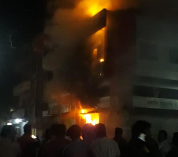 Central Bank of India took fire from Pandharpur | पंढरपुरातील सेंट्रल बँक ऑफ इंडियाला लागली आग